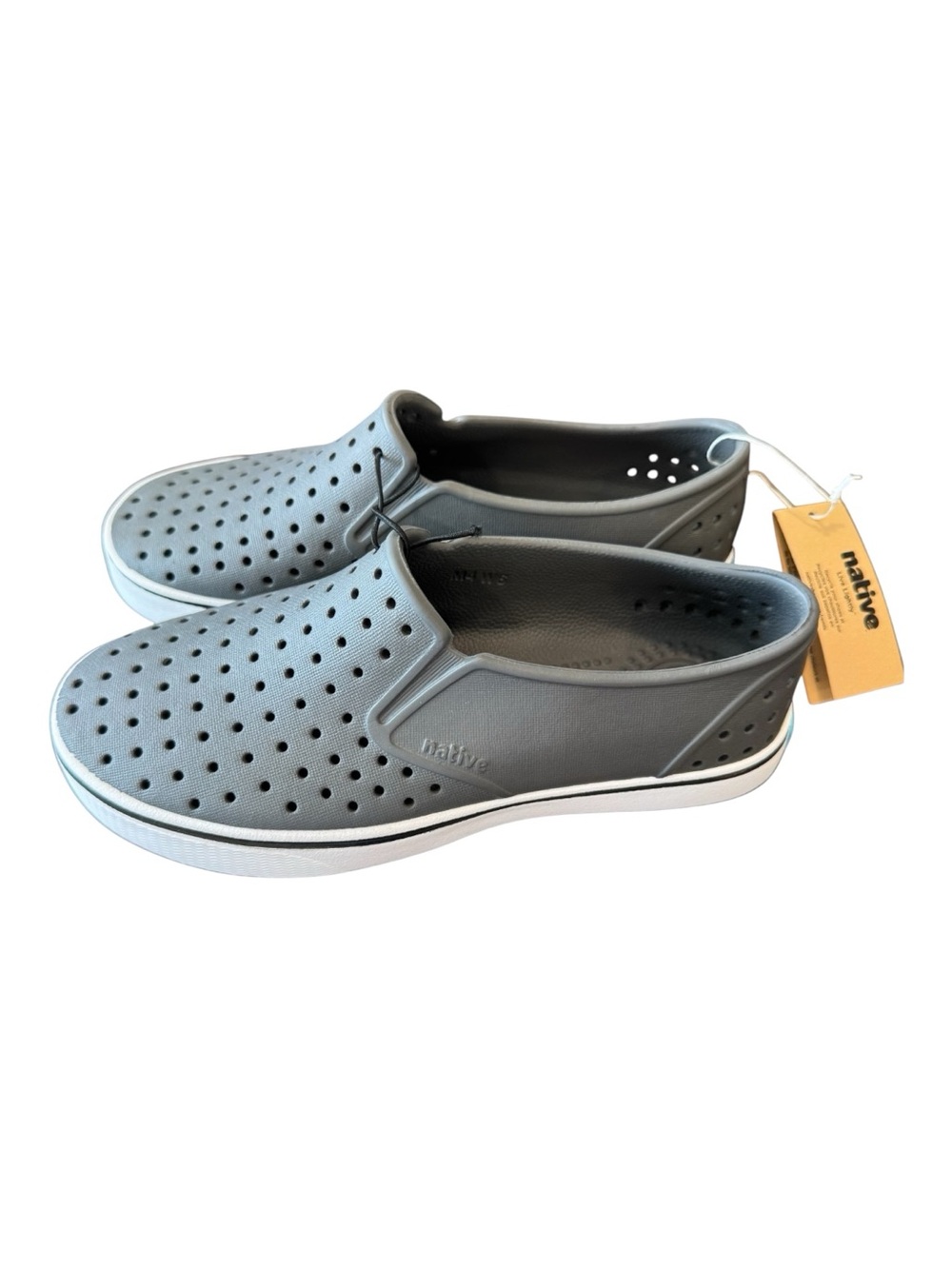Native Shoes D1779* Miles Slip-On Sneaker Dublin Grey Kid's Size J4 NWT